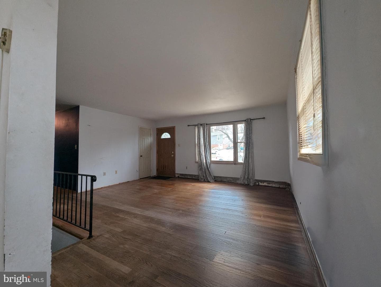2005 York Drive photo 6