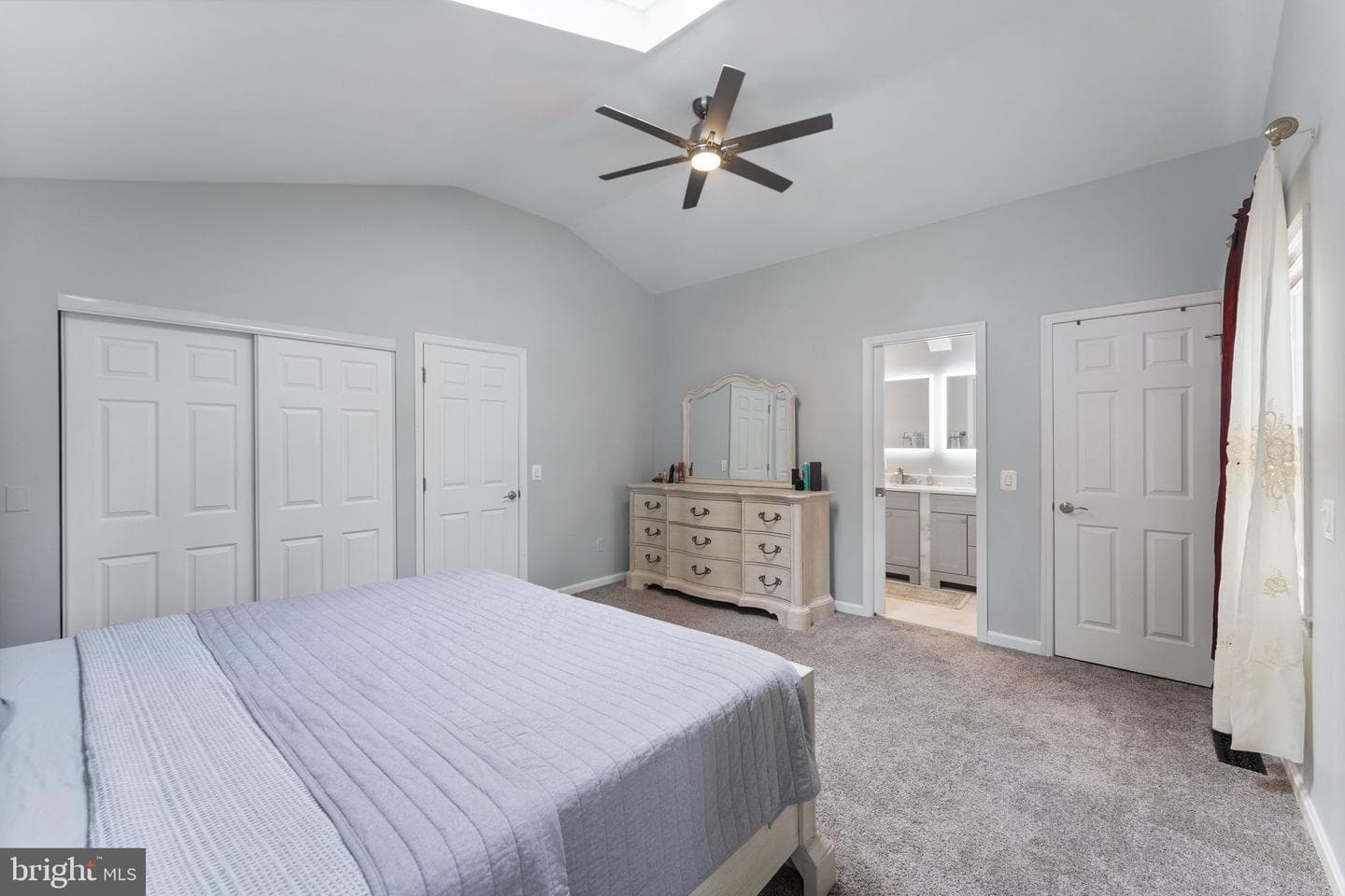 1401 Spring Lake Drive photo 38