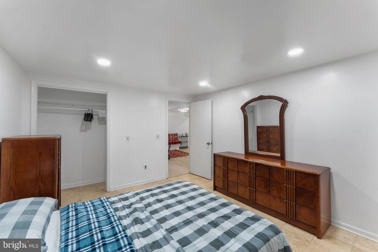 1401 Spring Lake Drive photo 54