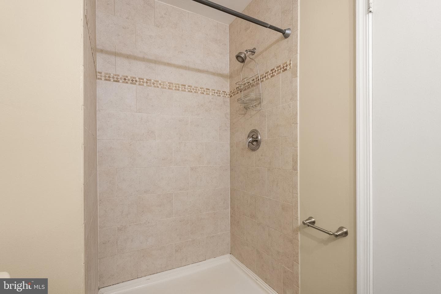 9509 Country Roads Lane photo 20