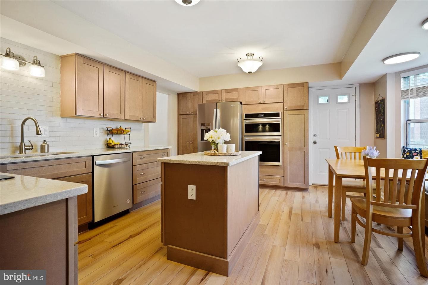 16028 Fairway Drive photo 6