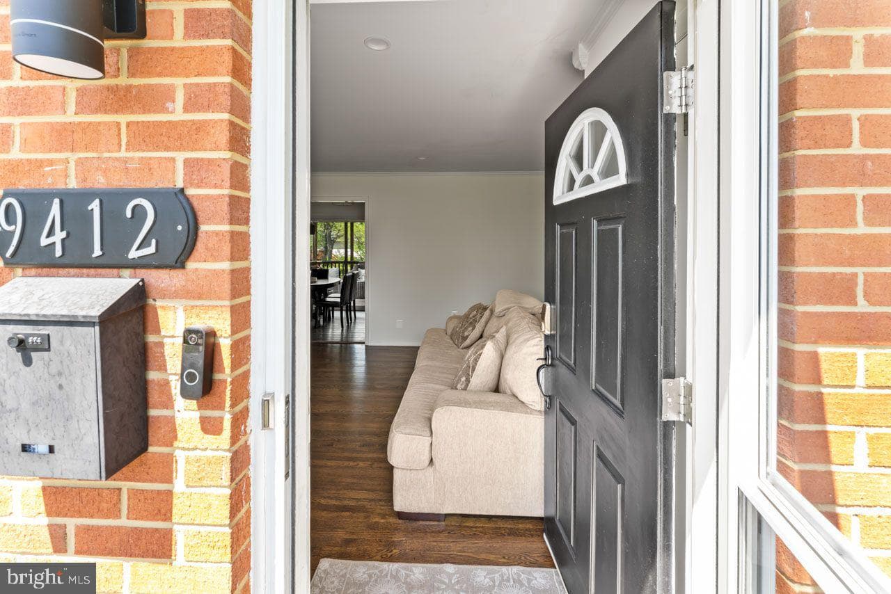 9412 Spotsylvania Street photo 3