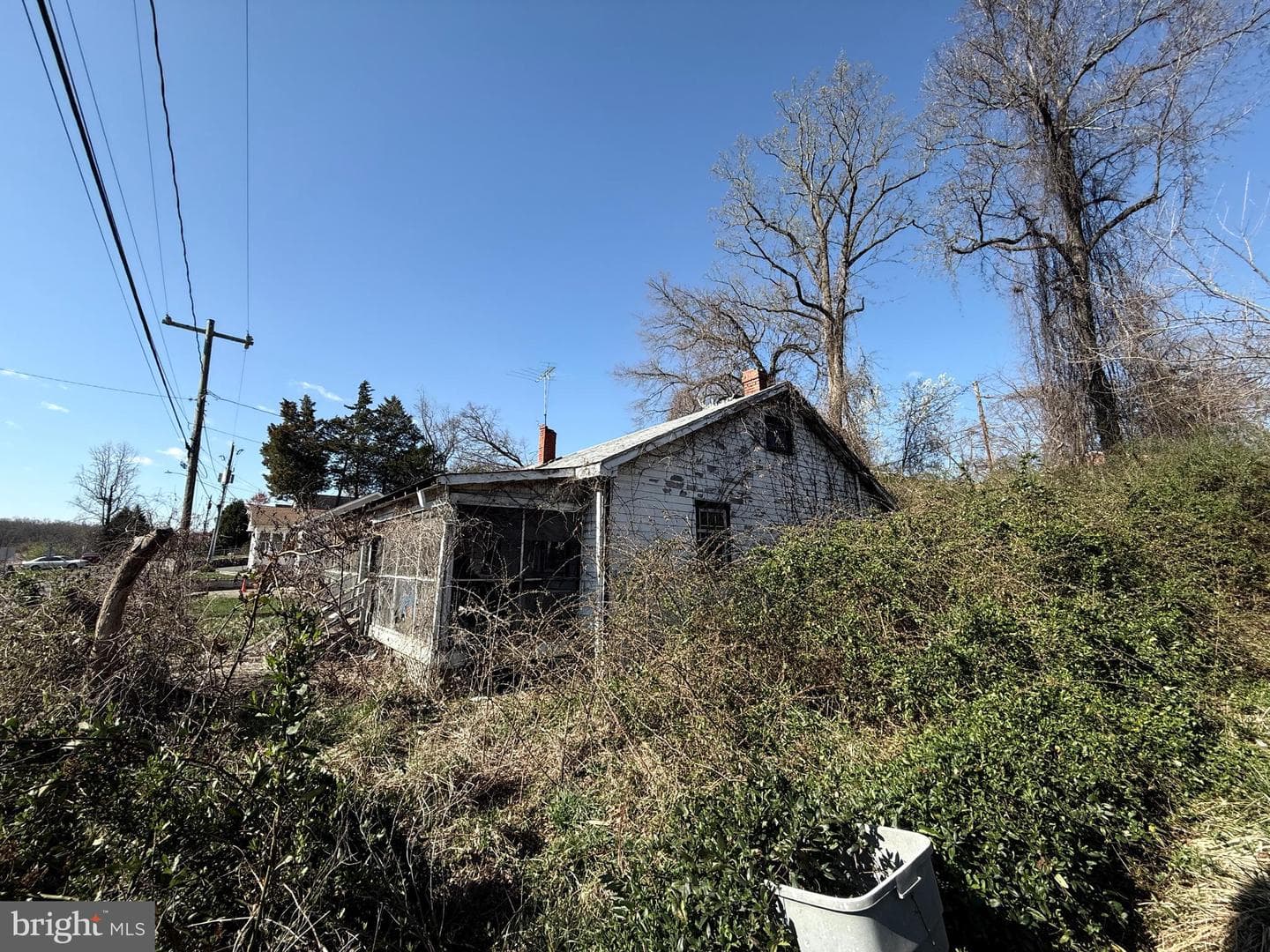 18512 Corby Street photo 4