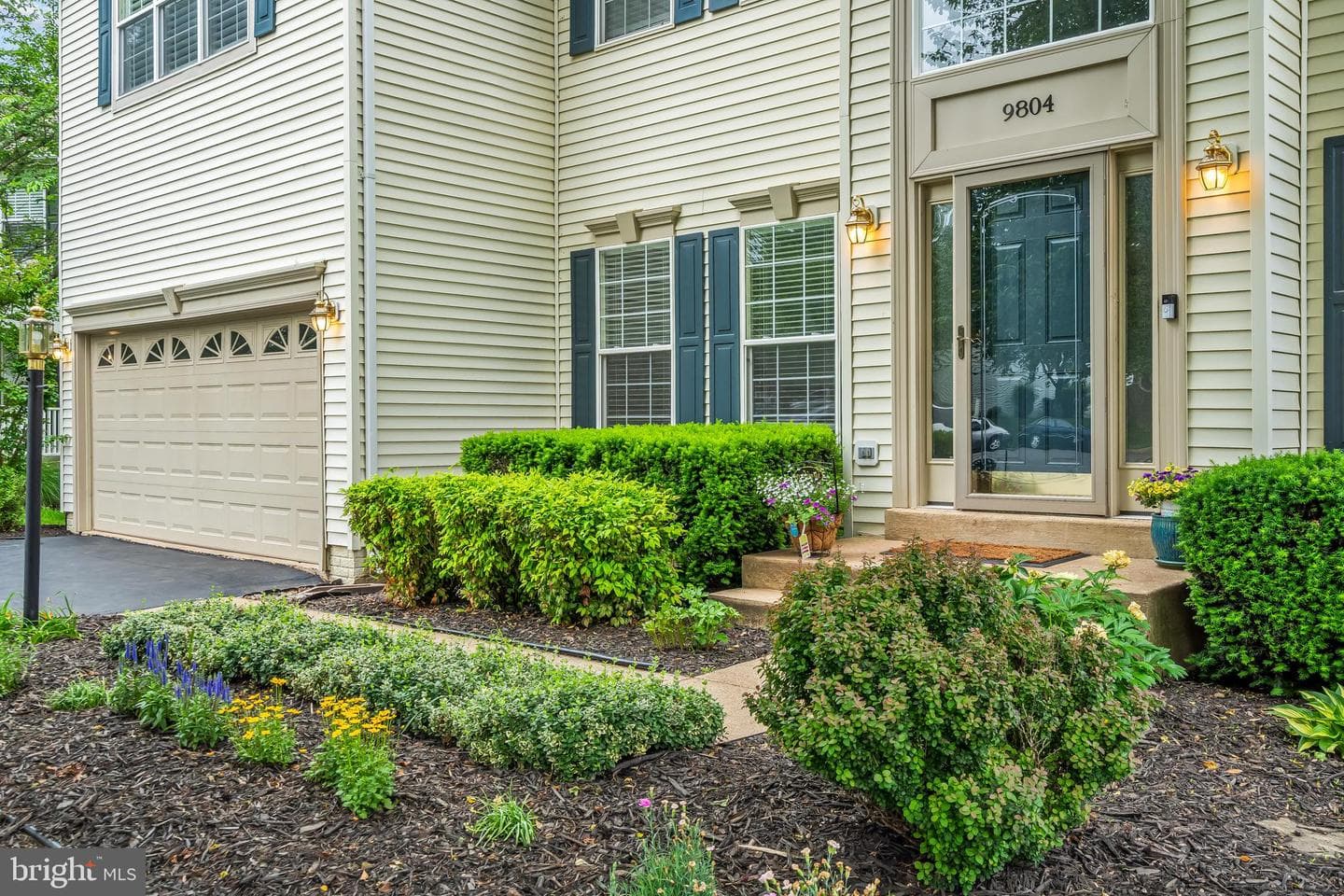 9804 Luck Penny Court photo 2