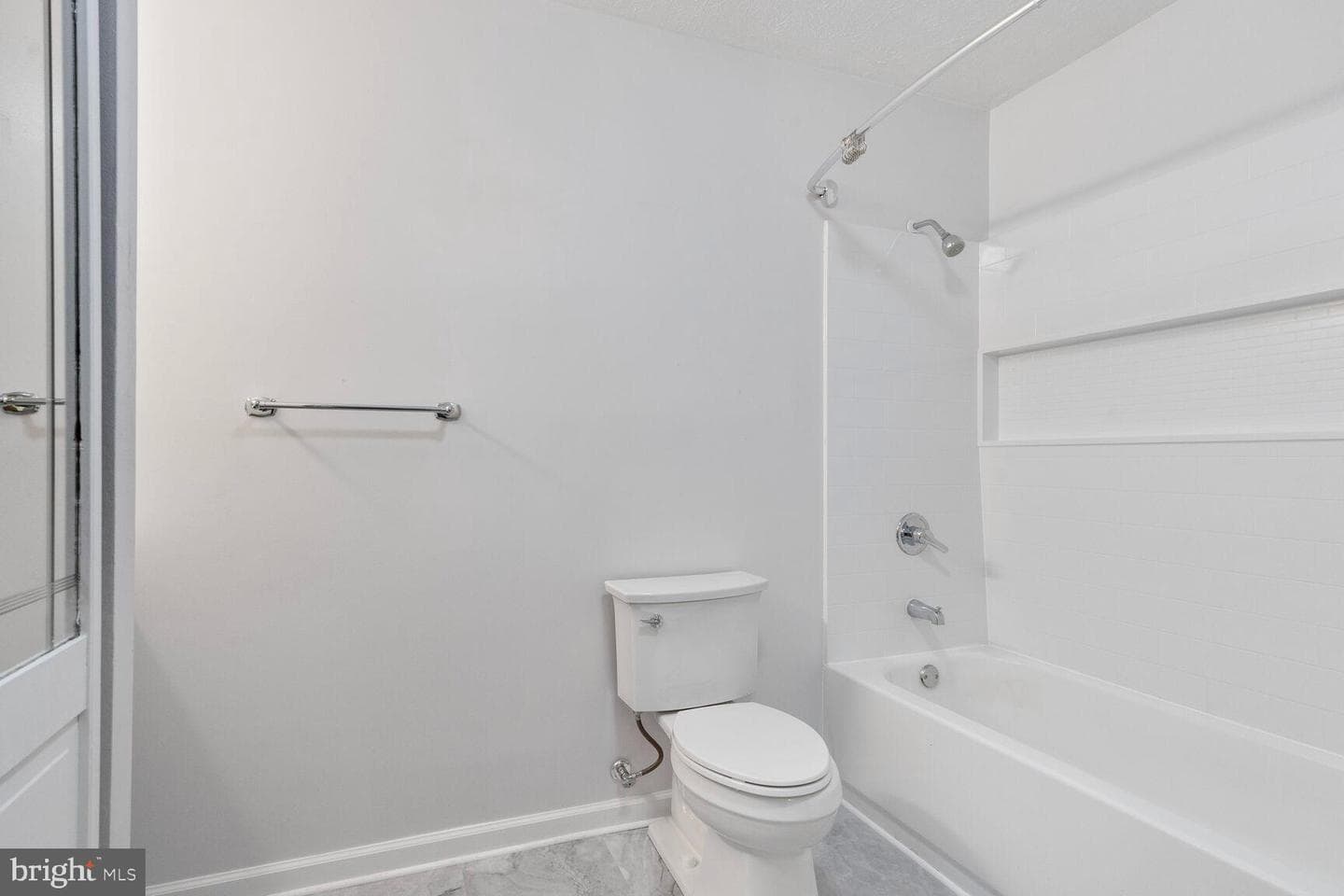 8701 McGrath Road photo 20