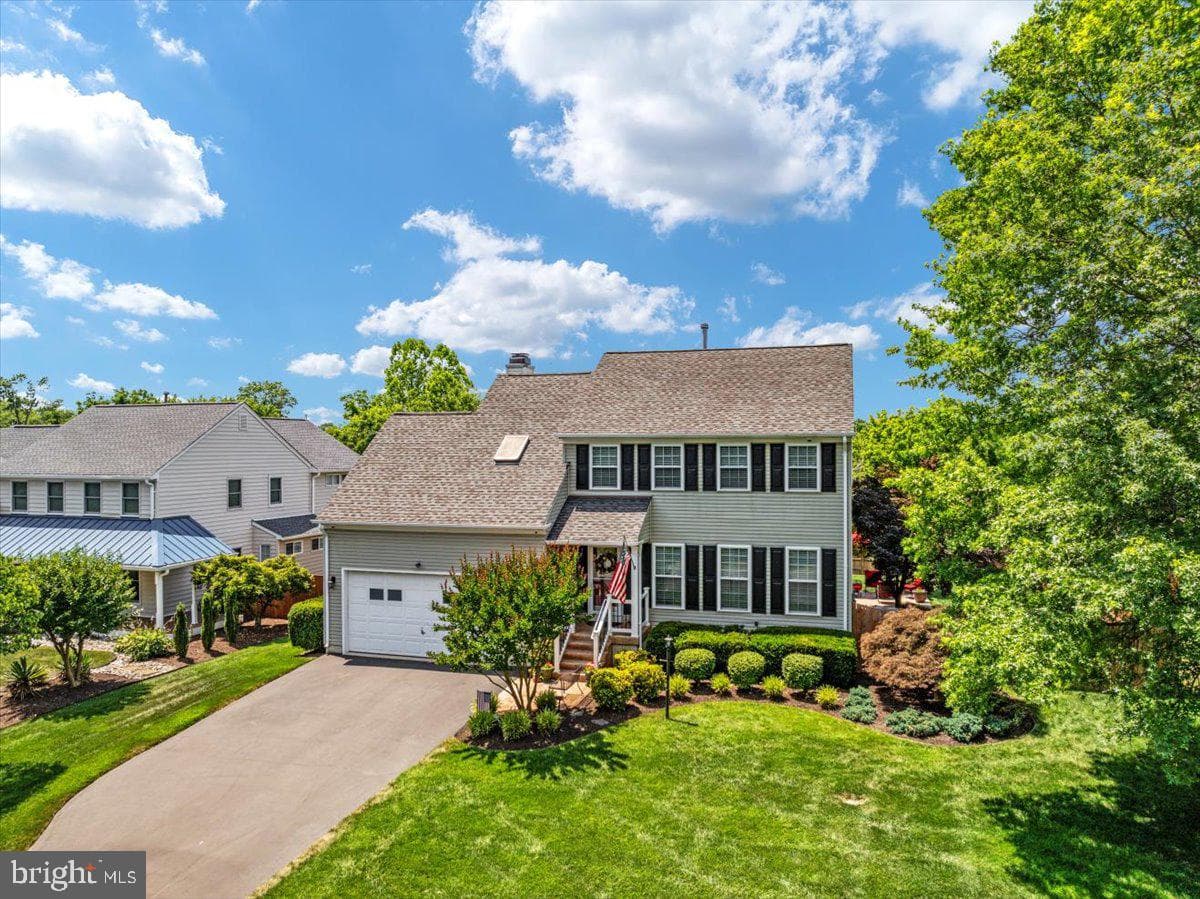 8236 Sunset Drive photo 3