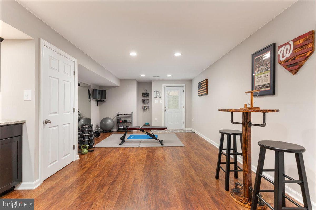 8236 Sunset Drive photo 31