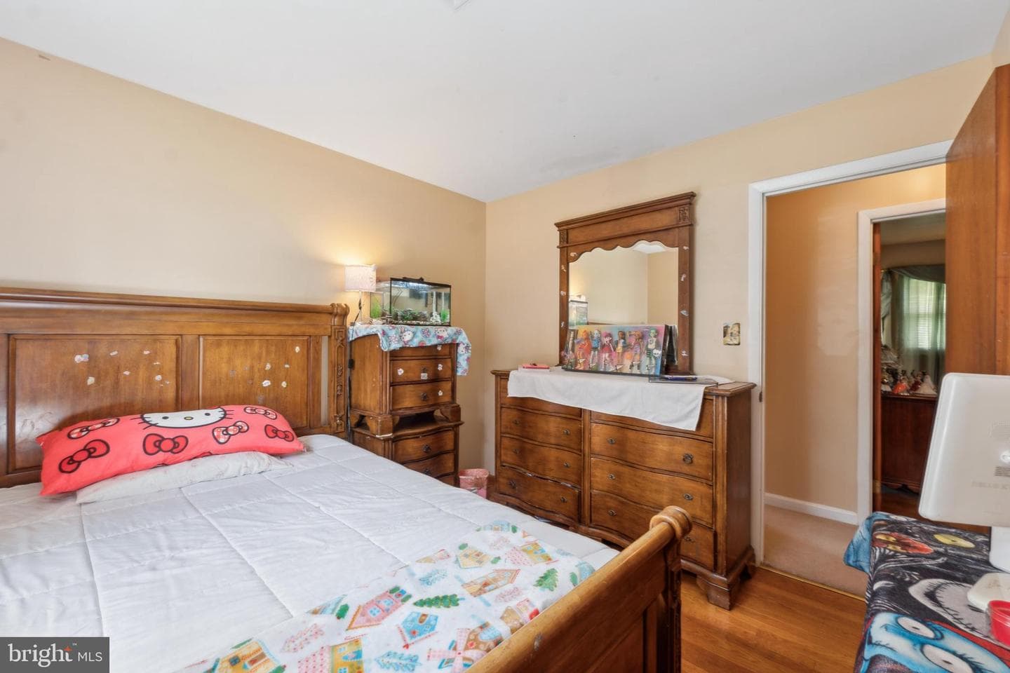 7904 Clifton Street photo 24