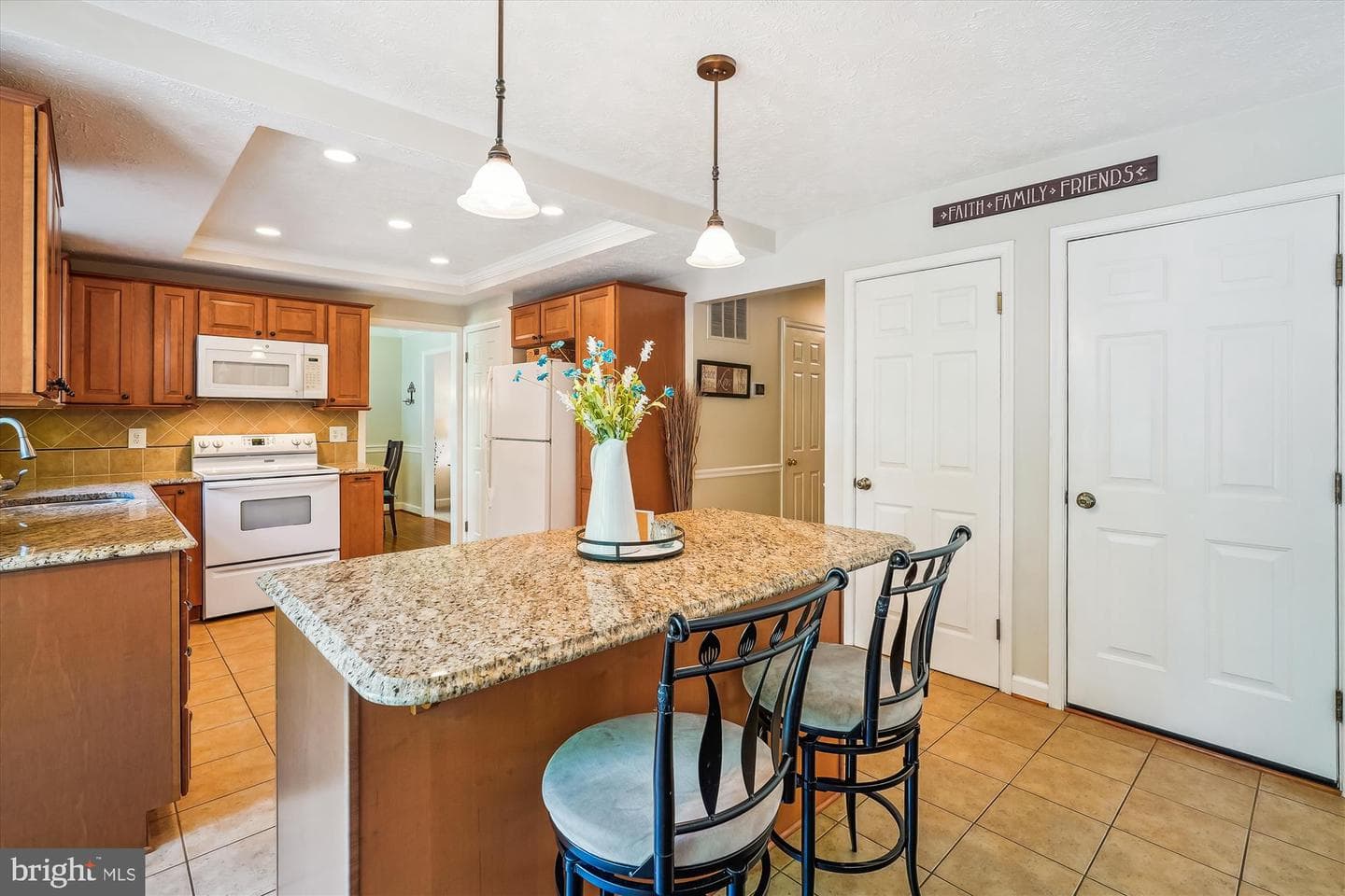 10379 Sorrell Drive photo 8
