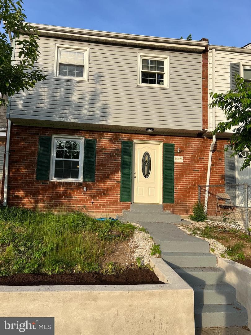 14425 Village Drive photo 2