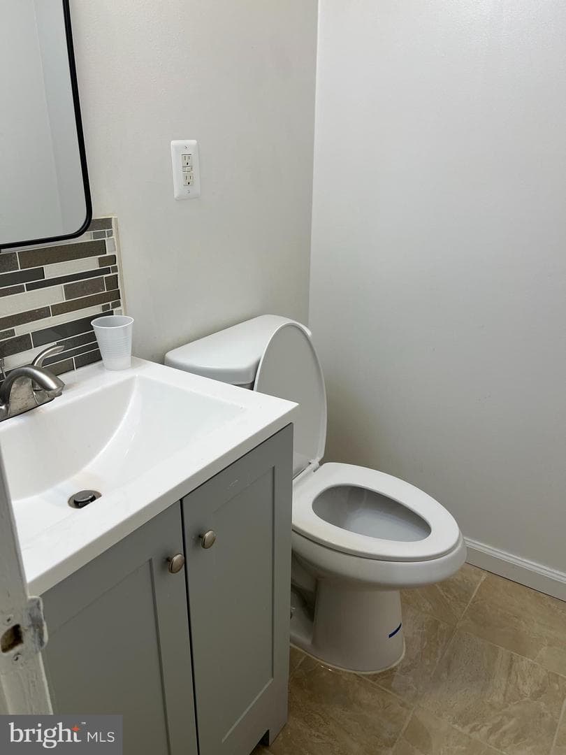 14425 Village Drive photo 7