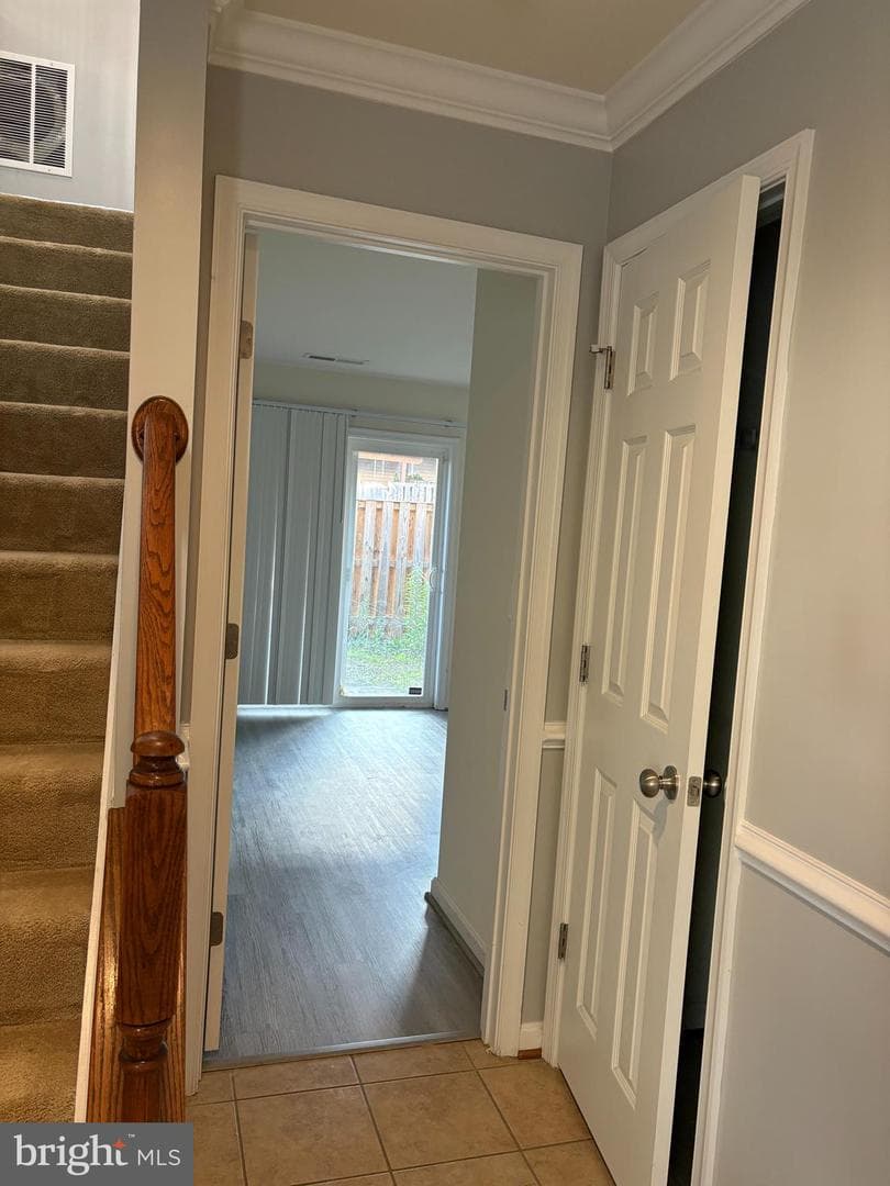 15718 John Diskin Circle photo 3
