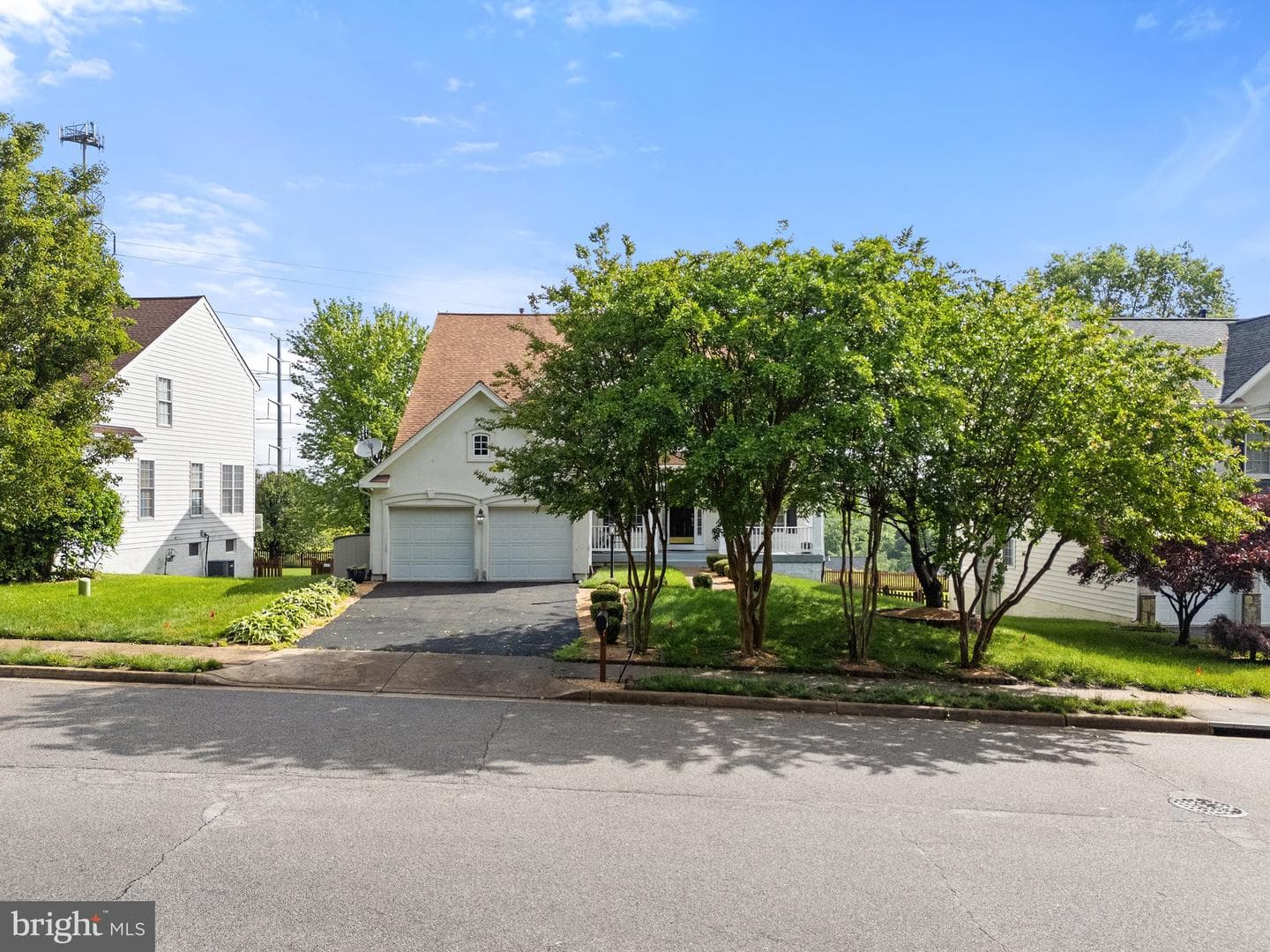 2806 Burrough Hill Lane photo 8