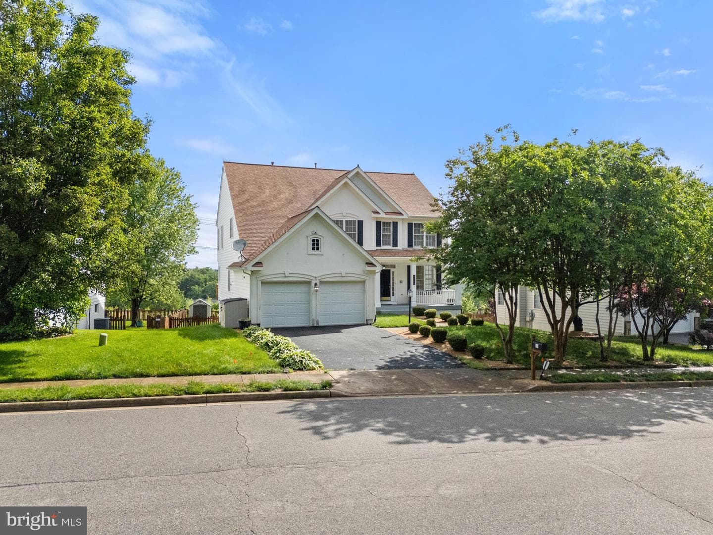 2806 Burrough Hill Lane photo 9
