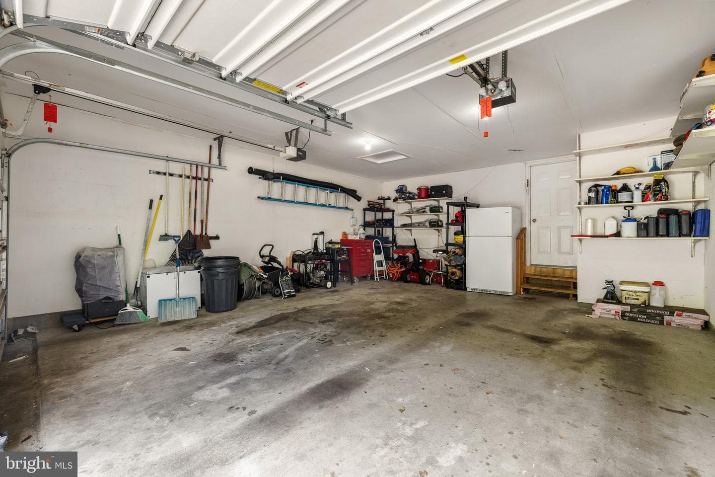 2806 Burrough Hill Lane photo 95