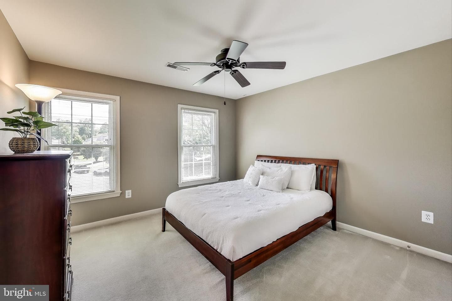 3940 Spirea Court photo 37