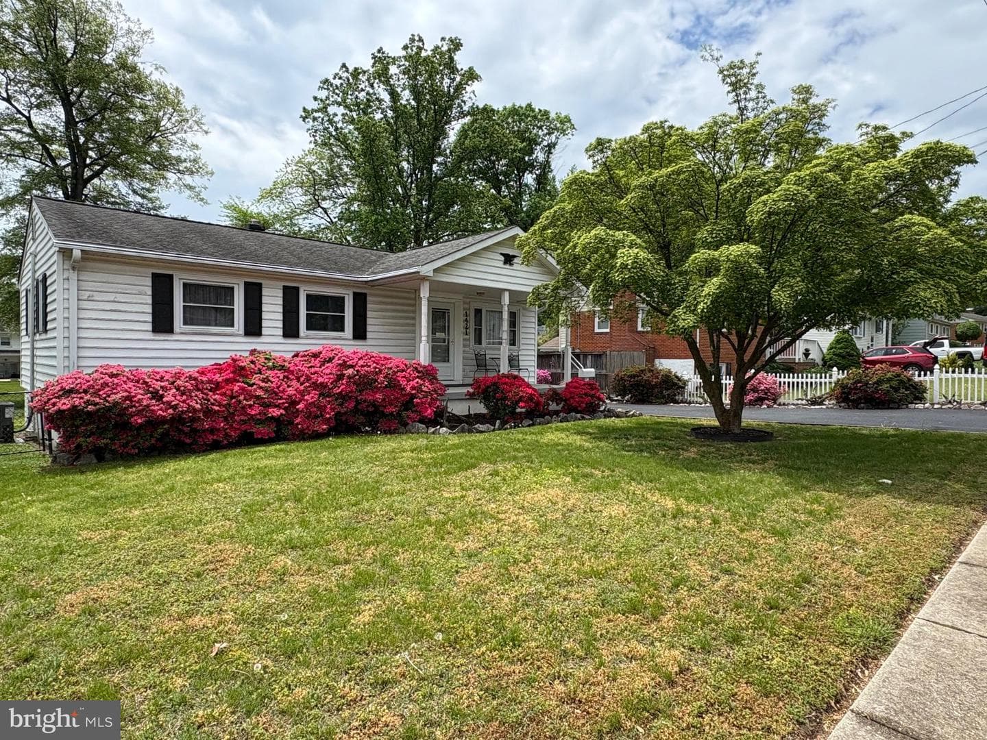 1421 Maryland Avenue photo 1