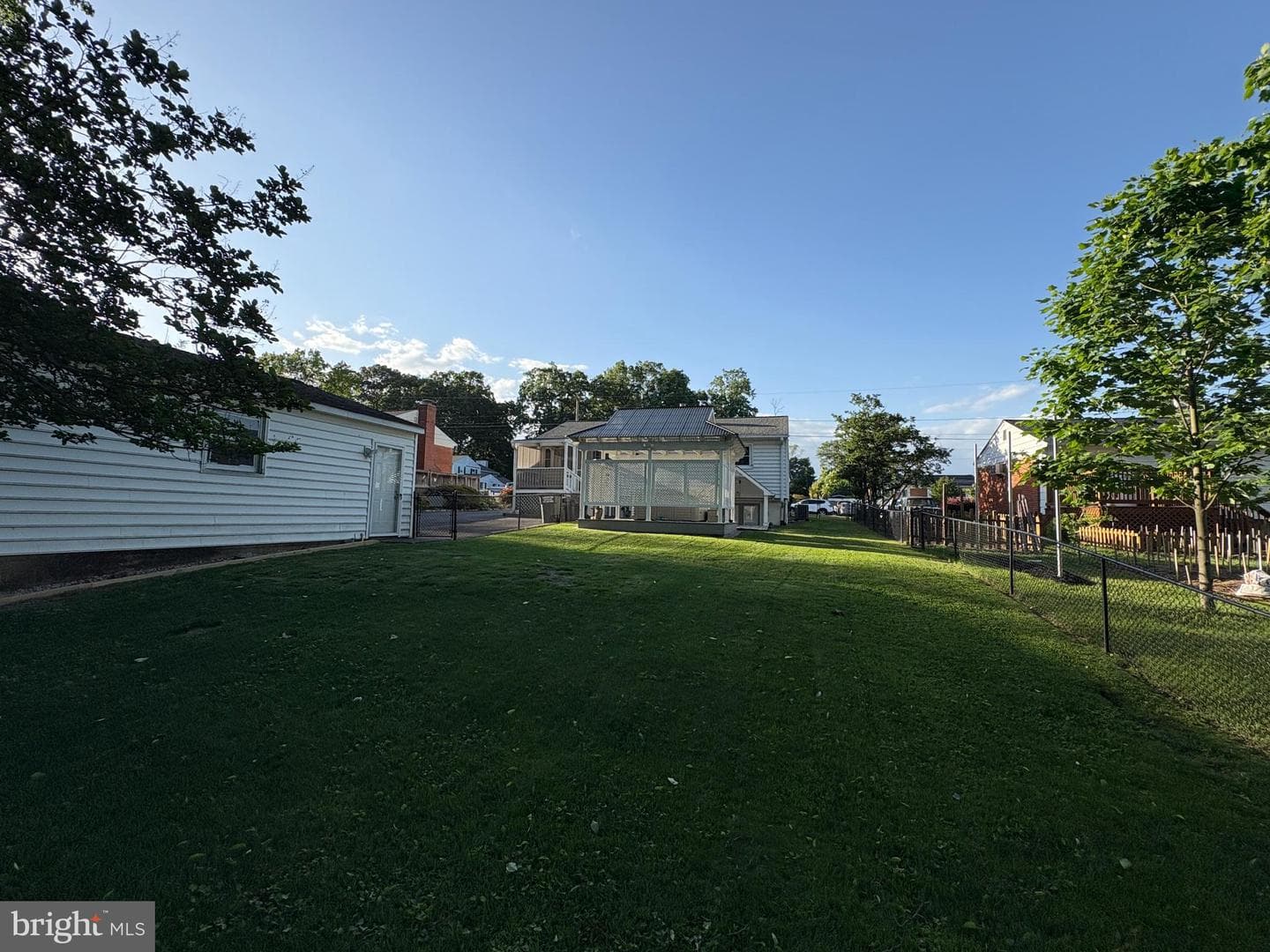 1421 Maryland Avenue photo 12