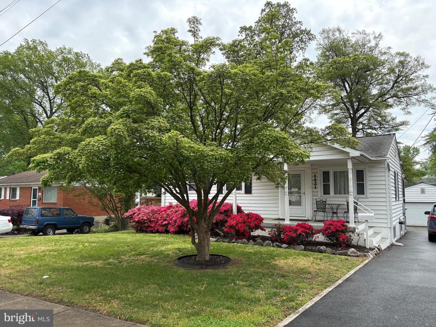 1421 Maryland Avenue photo 2