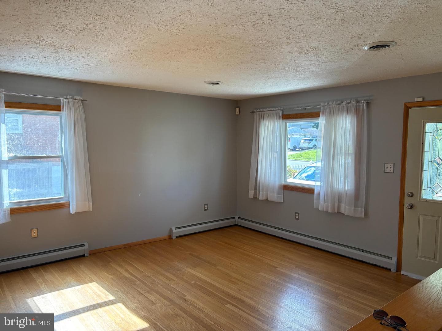 1421 Maryland Avenue photo 20