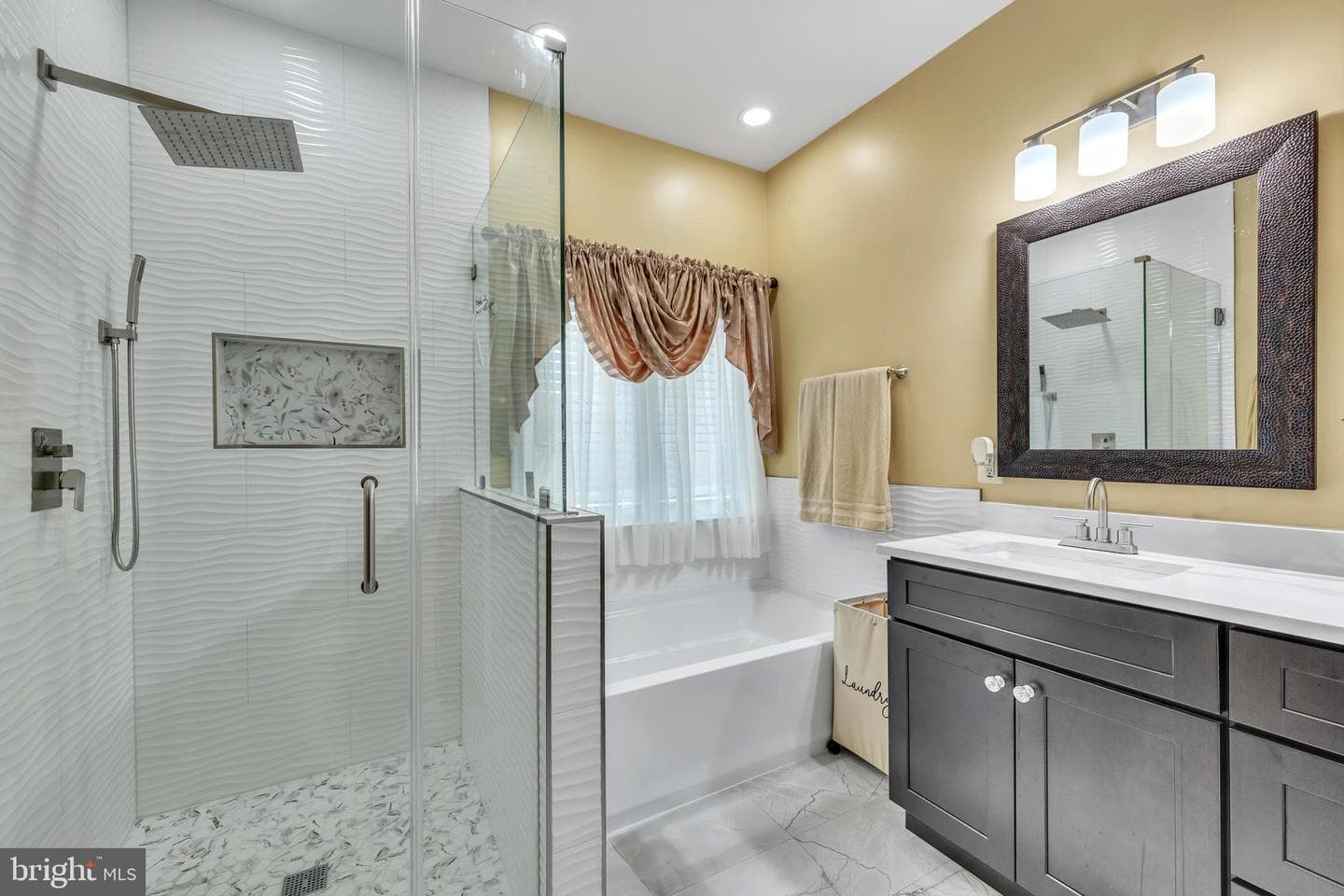 4141 Philena Street photo 18