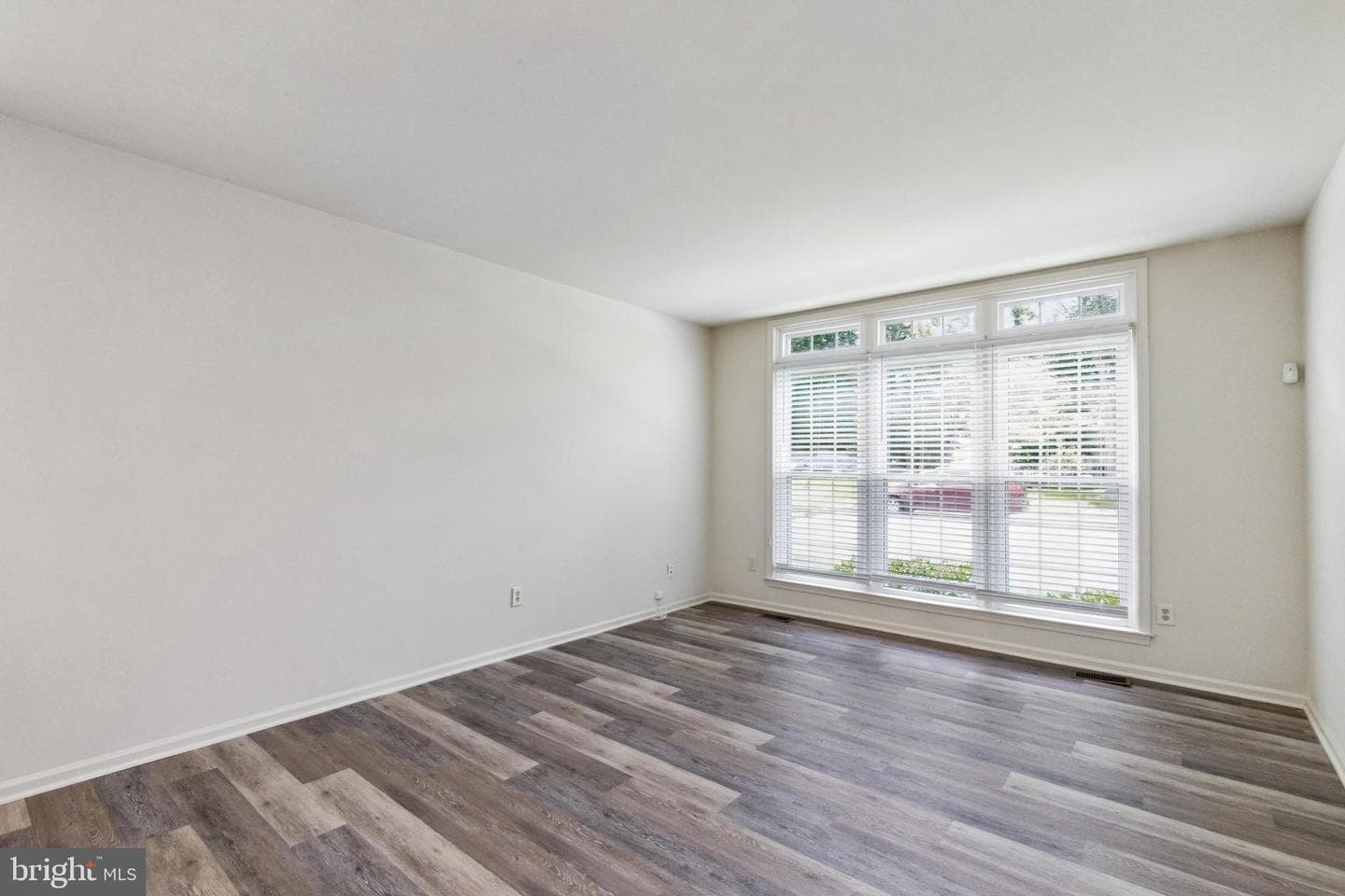 3299 Corcyra Court photo 3