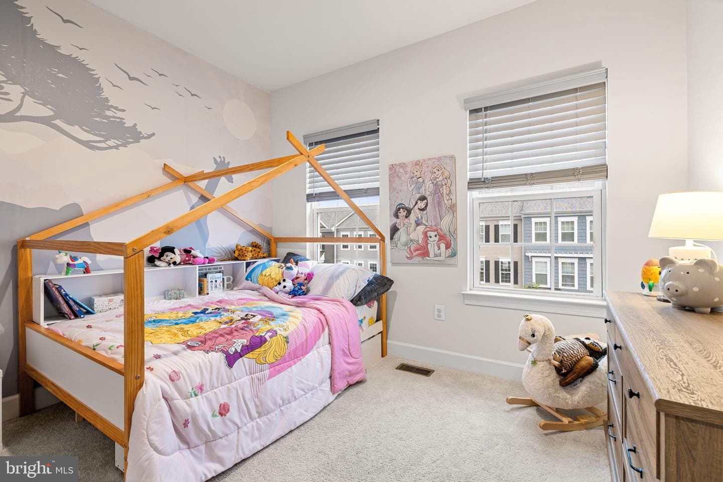 8775 Elsing Green Drive photo 23