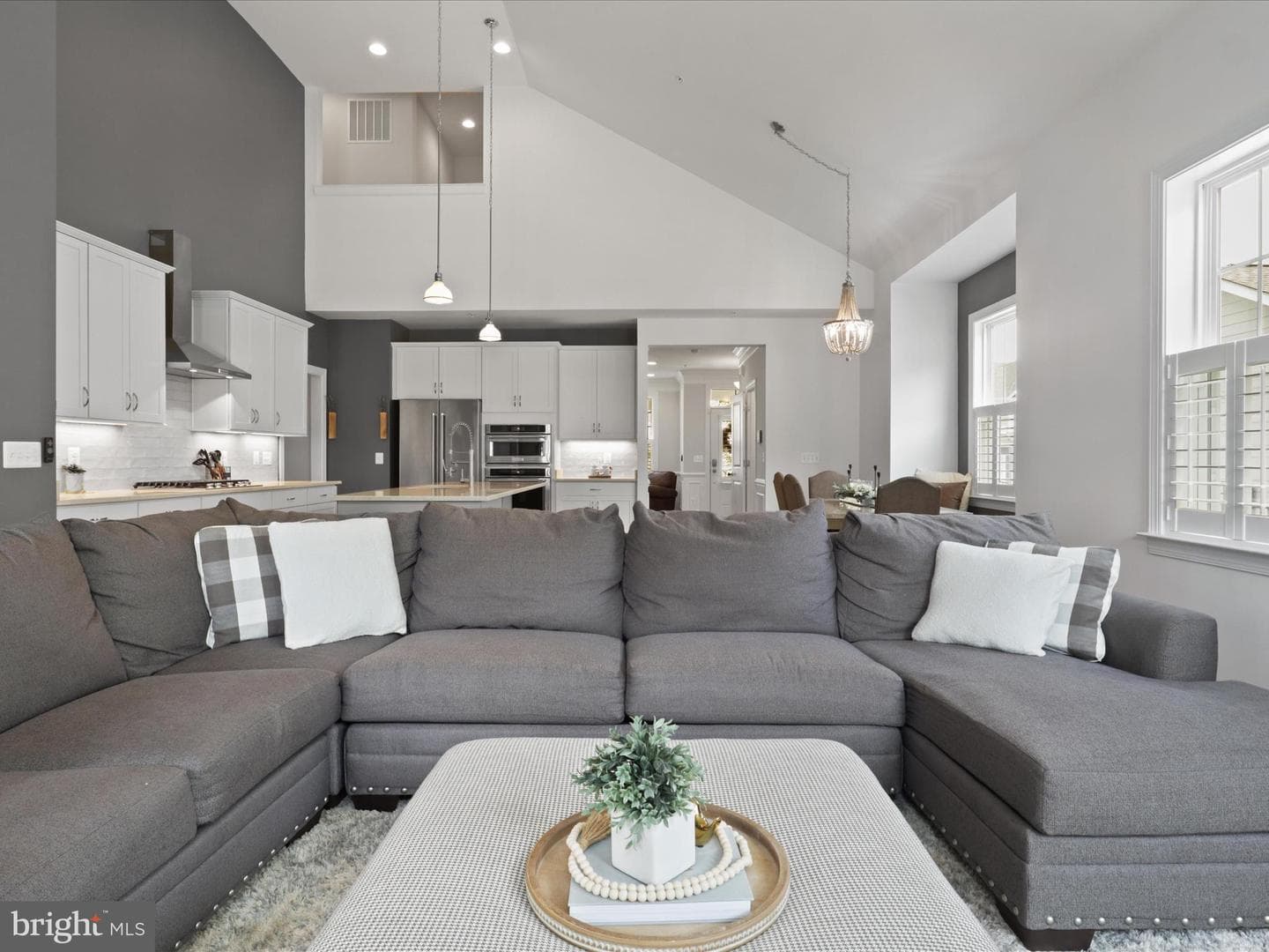 18206 Thunderbolt Road photo 18