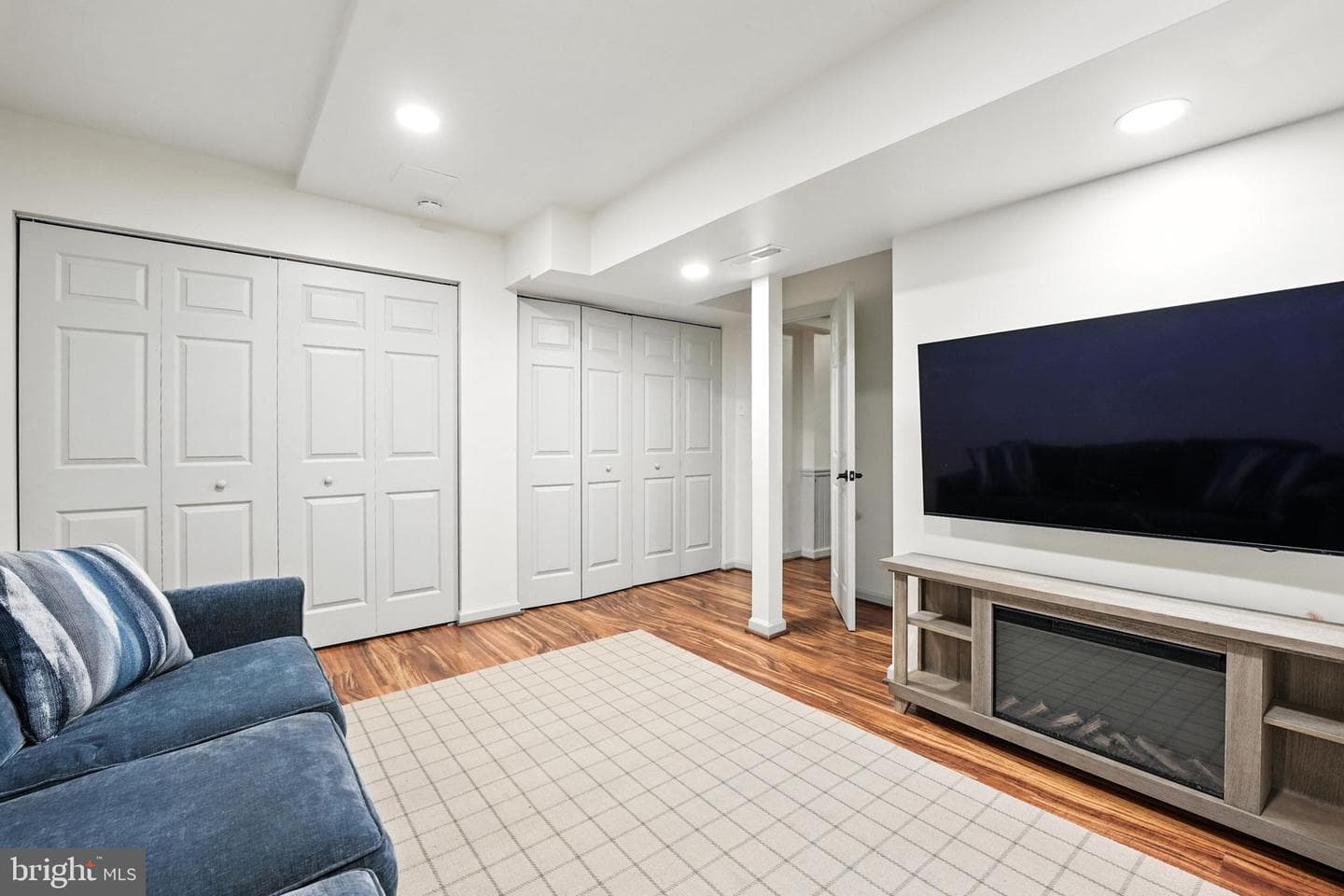 7193 Hall Tavern Court photo 30