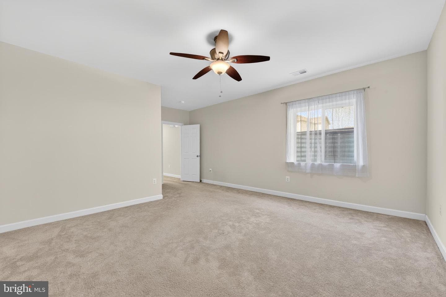 15133 Barnes Edge Court photo 32