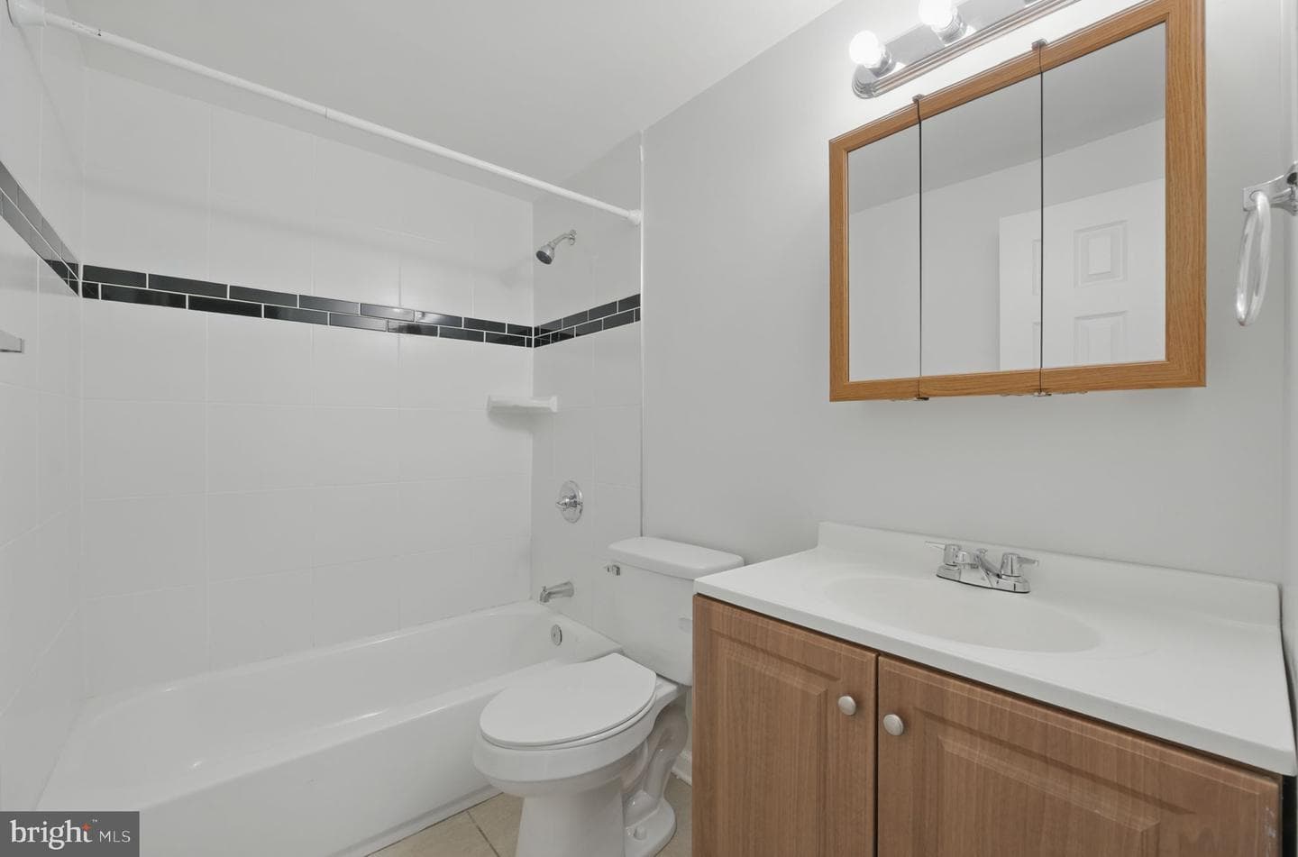 13626 Kingsman Road photo 28