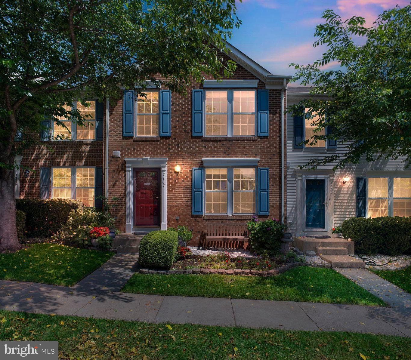7207 Traphill Way photo 2