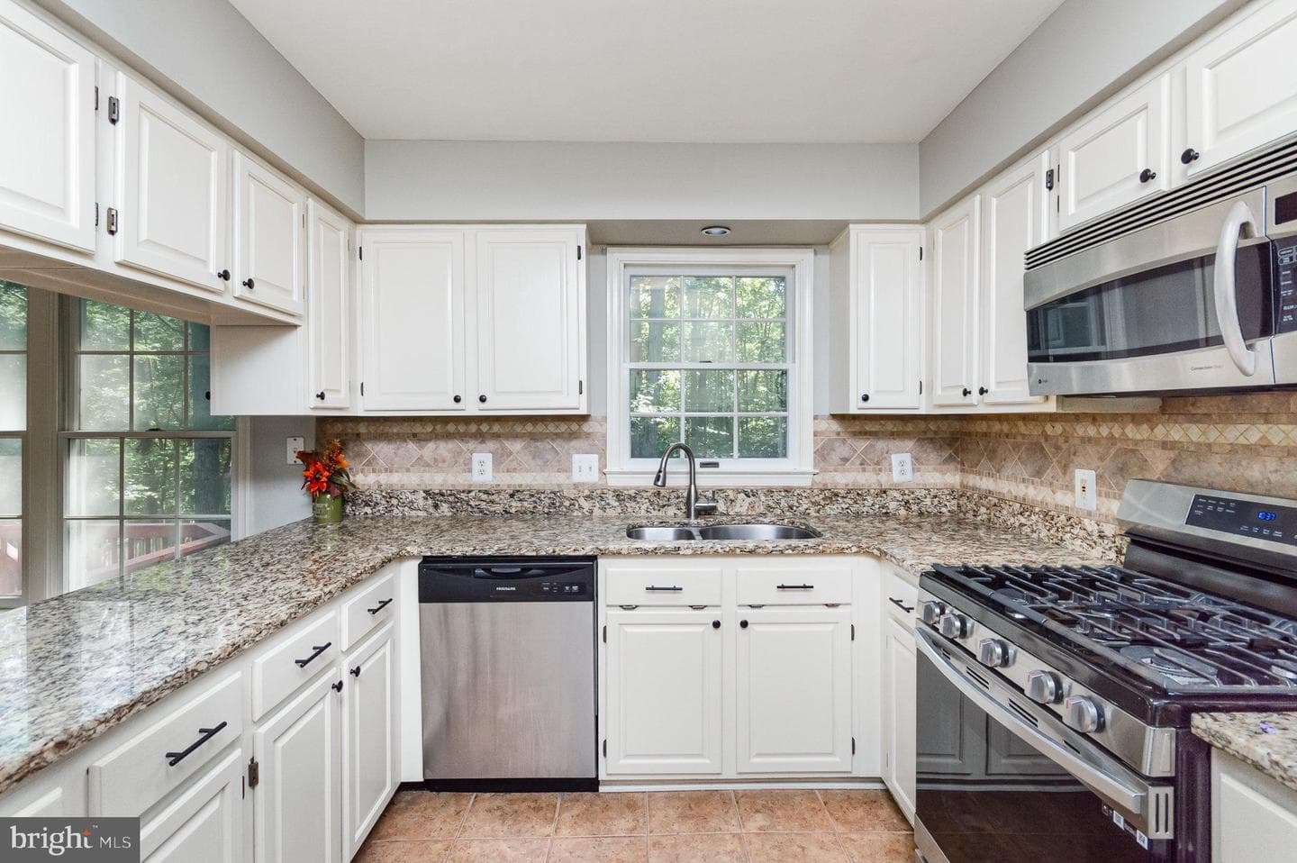 14591 Estate Drive photo 6