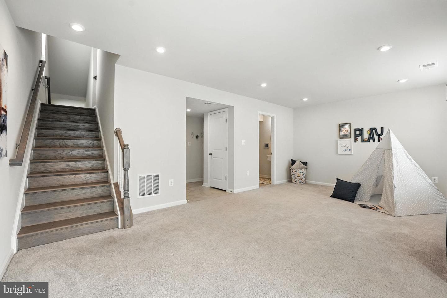 18286 Summit Pointe Drive photo 31