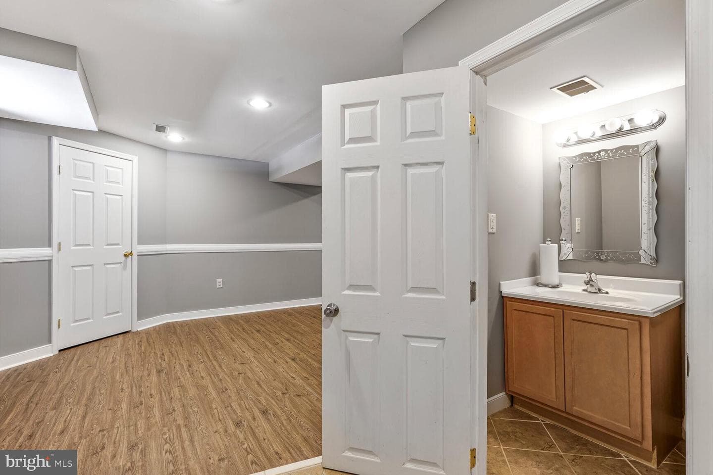 14789 Edison Court photo 13