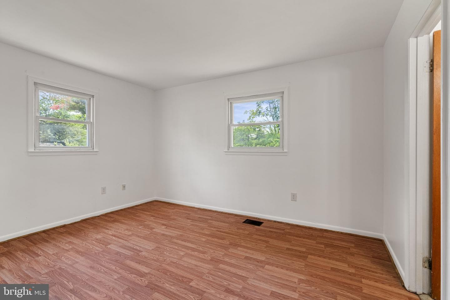 13223 Hawthorn Lane photo 14