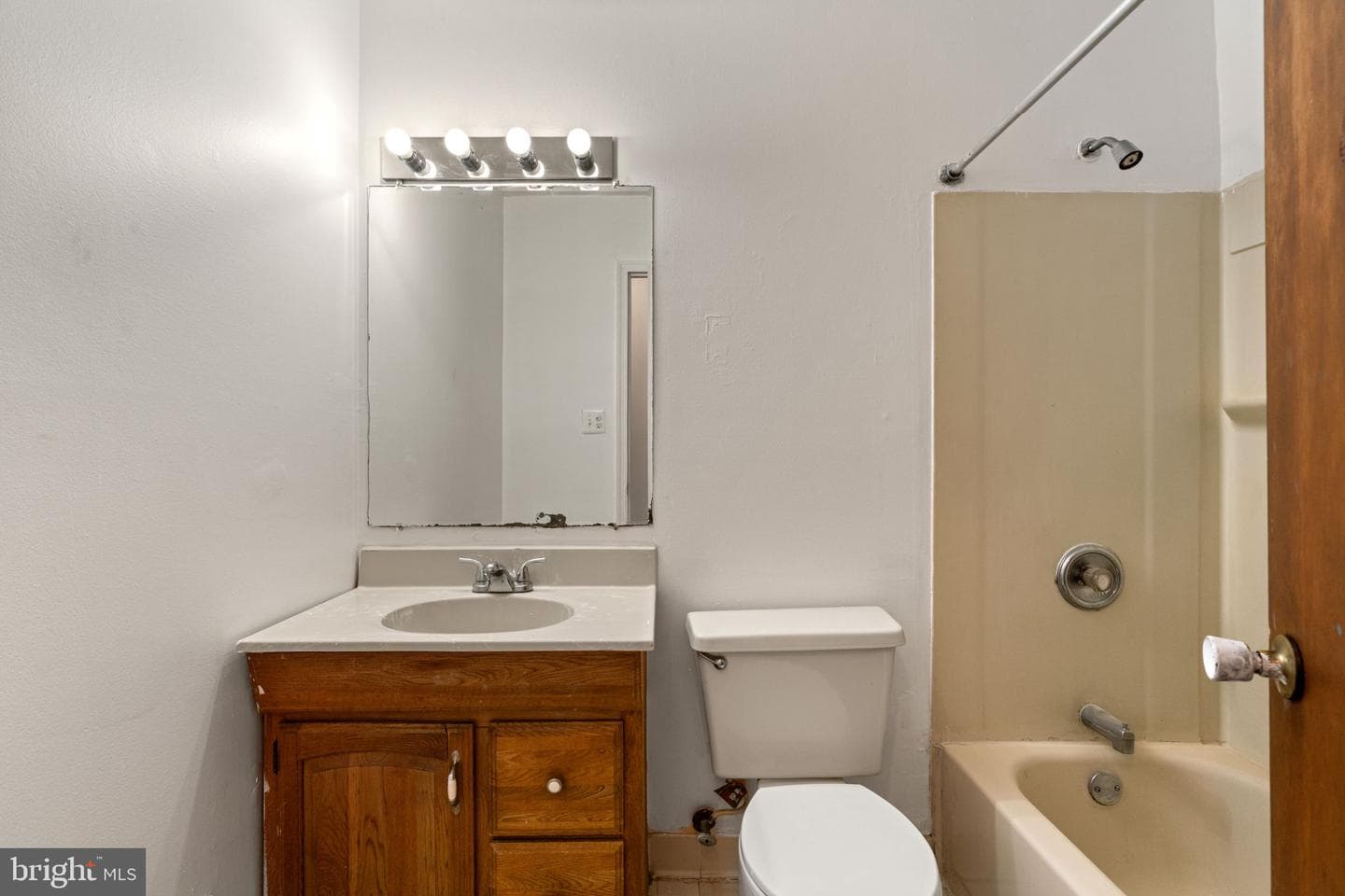 13223 Hawthorn Lane photo 23