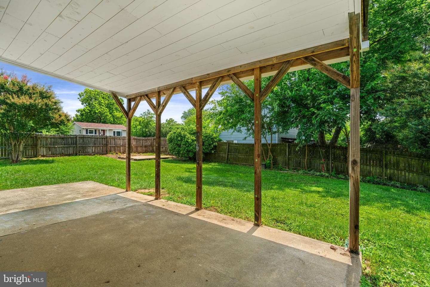13223 Hawthorn Lane photo 26