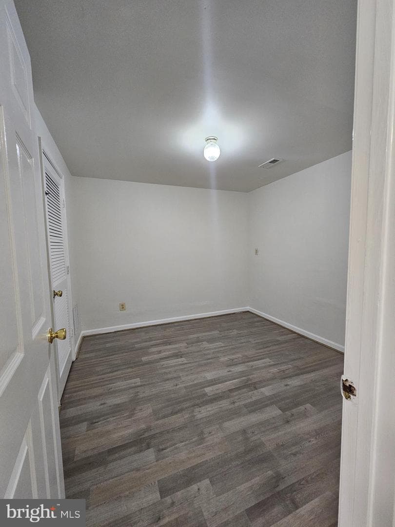 1847 Wigglesworth Way photo 23