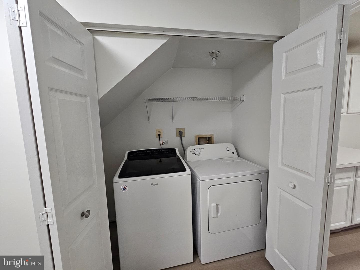 1847 Wigglesworth Way photo 26