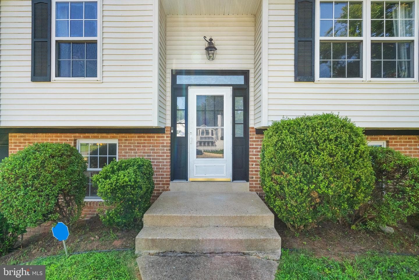 5837 Riverside Drive photo 10