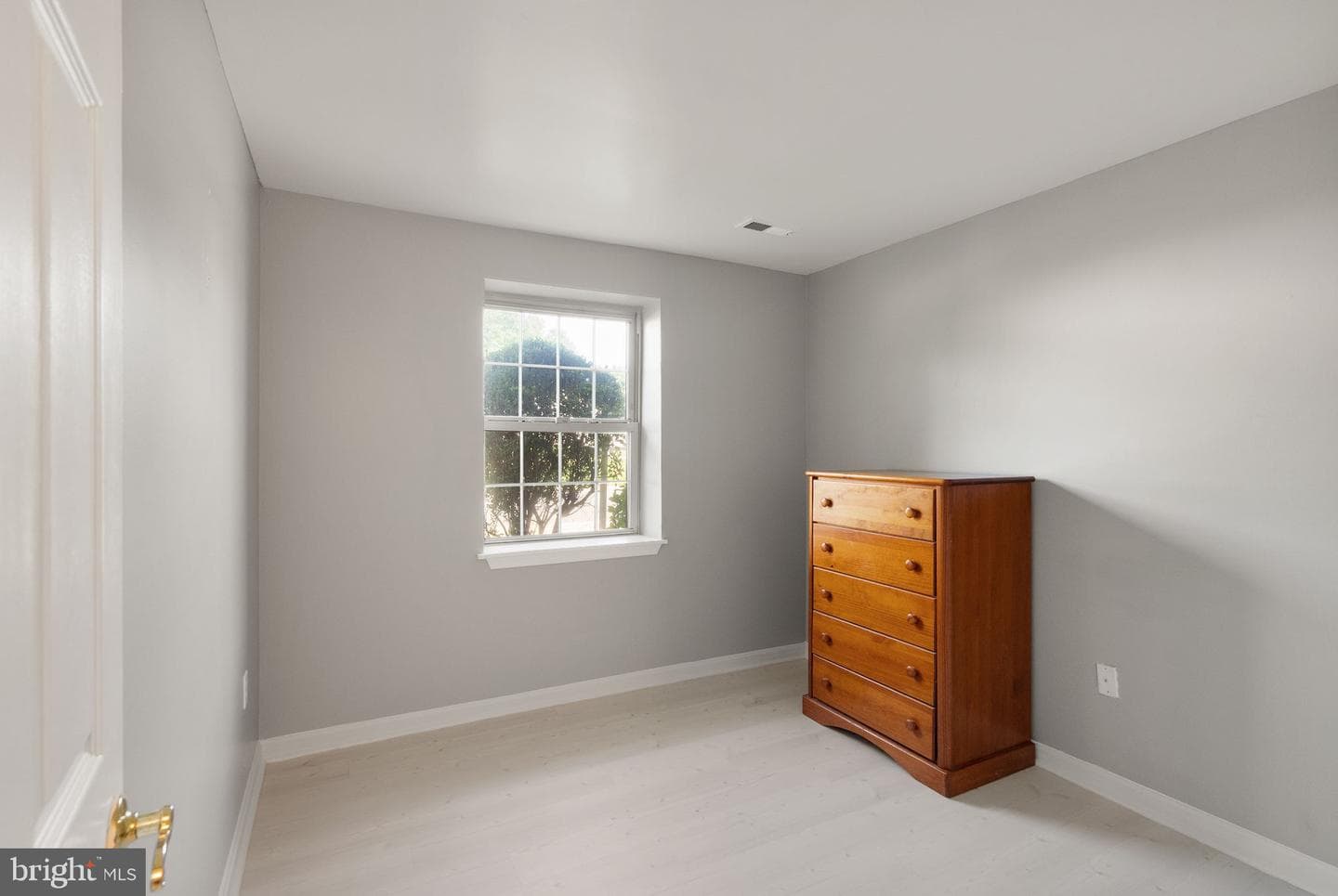 5837 Riverside Drive photo 38