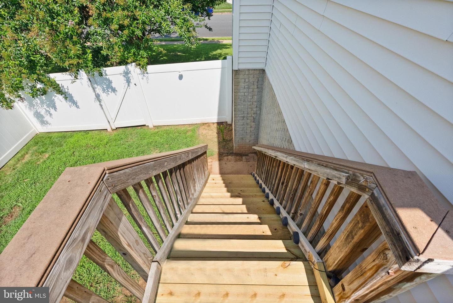 5837 Riverside Drive photo 46