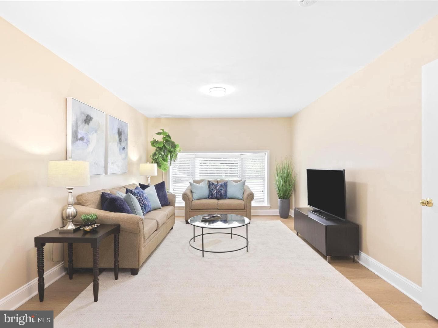 14809 Darbydale Avenue photo 16