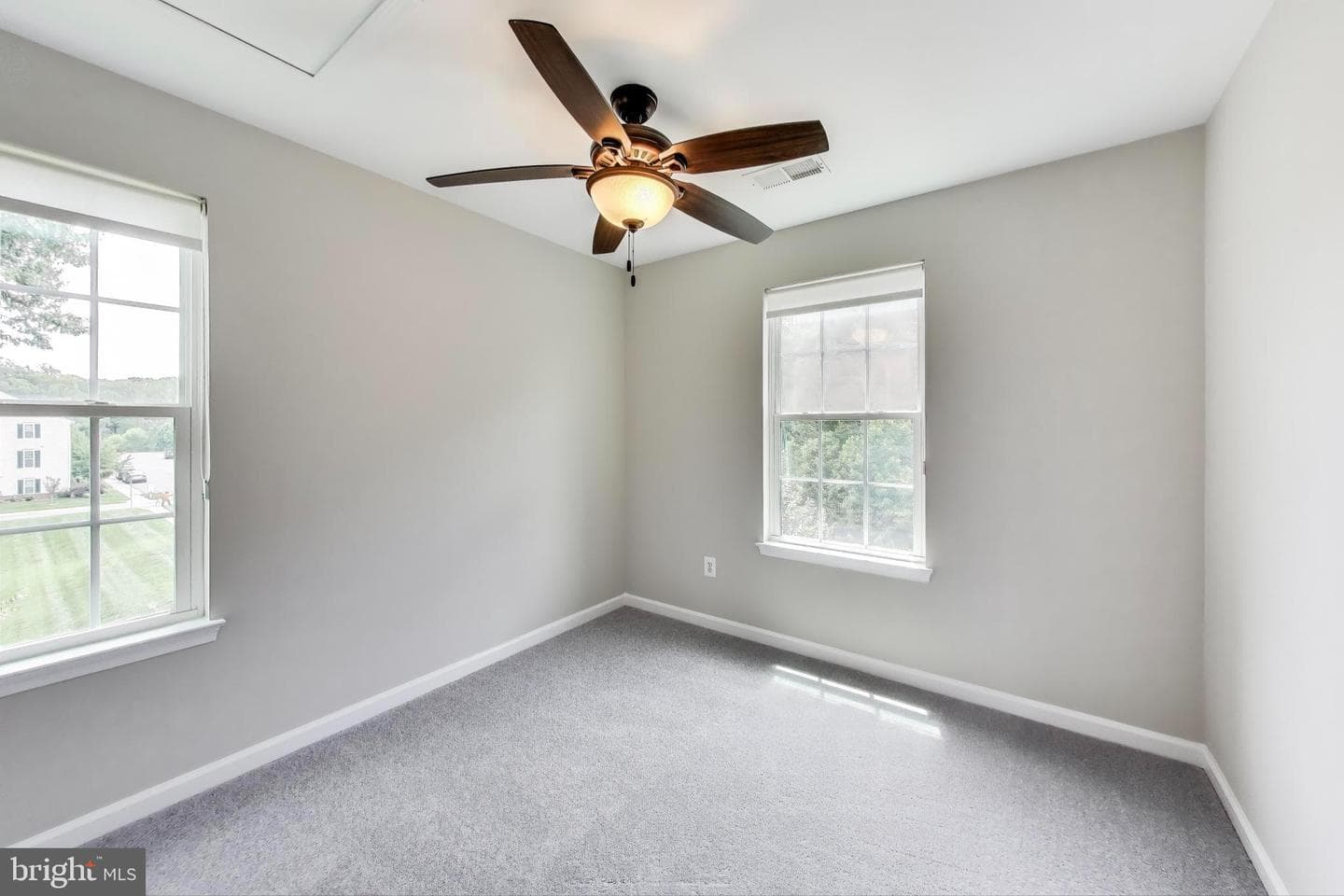 4448 Daisy Reid Avenue photo 30