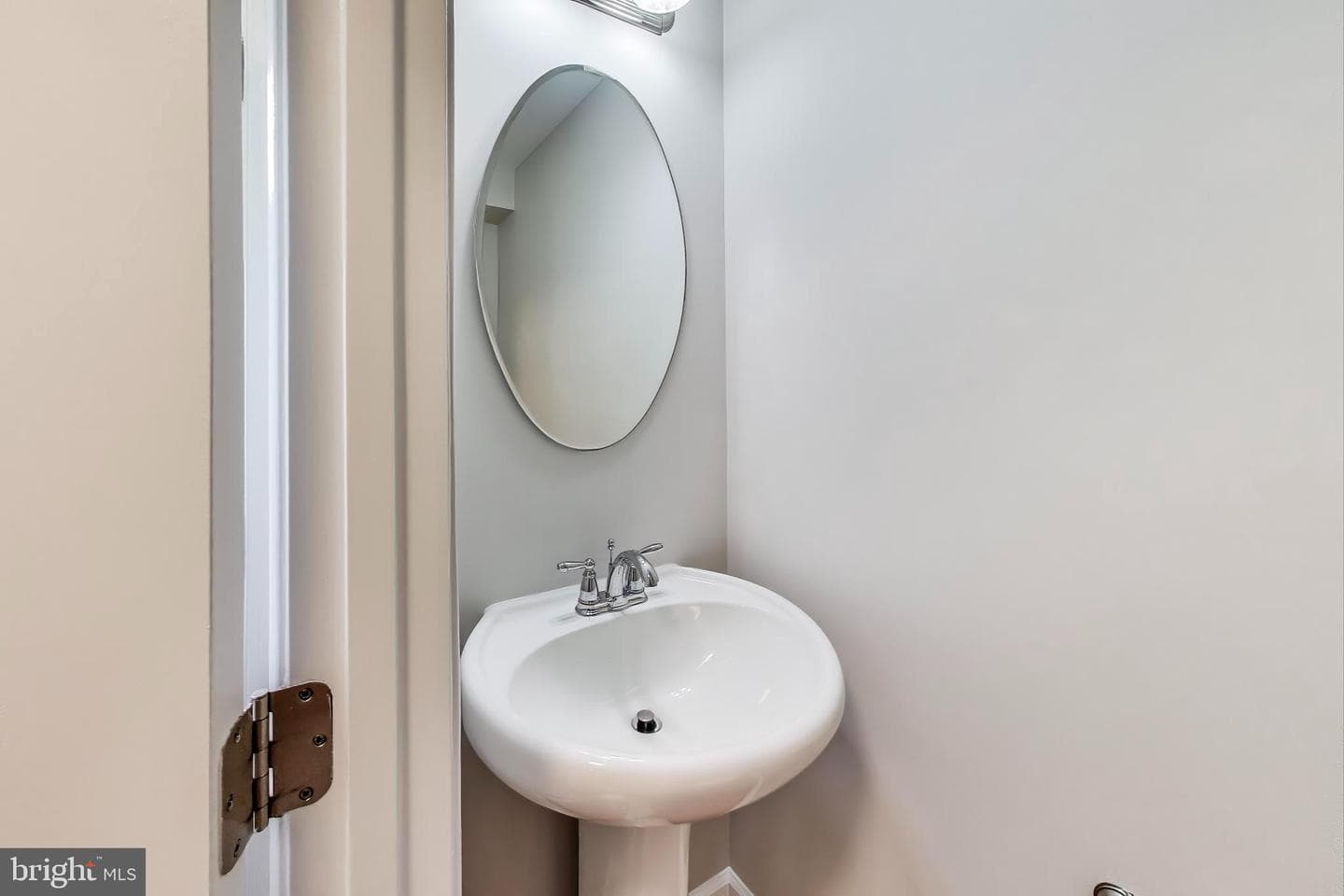 4448 Daisy Reid Avenue photo 7