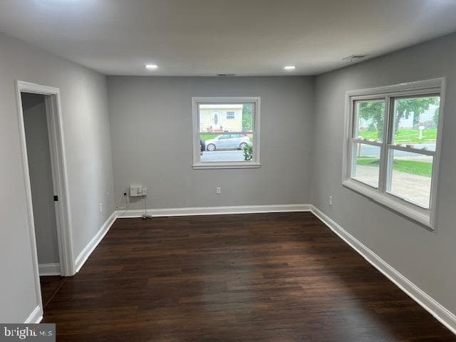 1410 Colchester Road photo 4