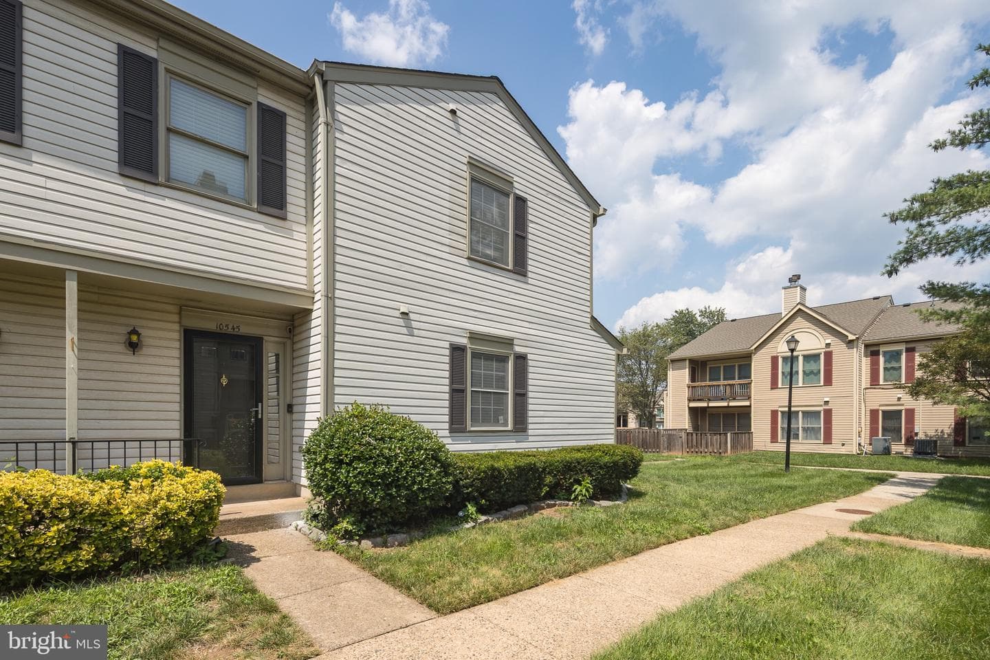 10545 Stonington Lane photo 3