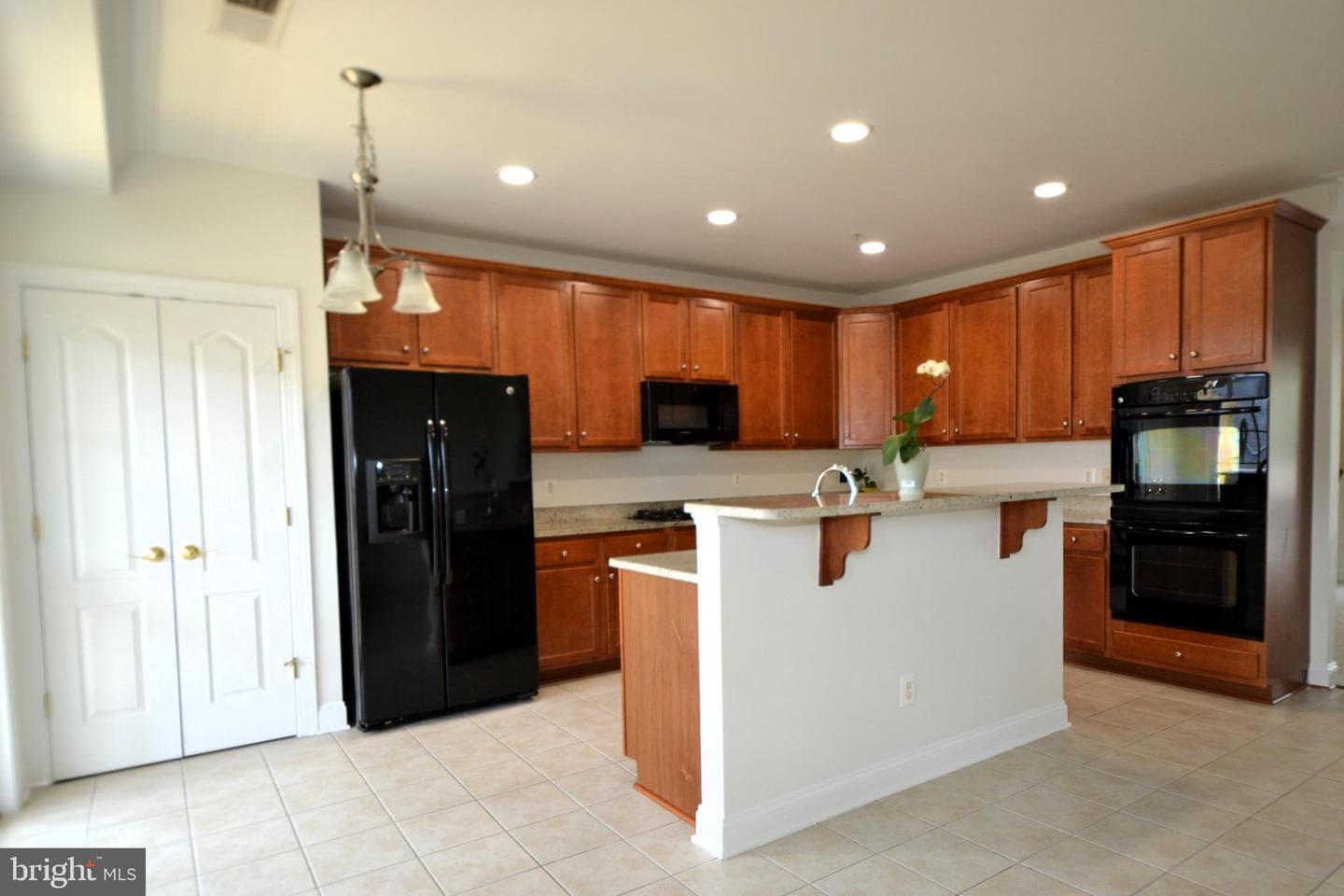 14853 Cloverdale Road photo 18
