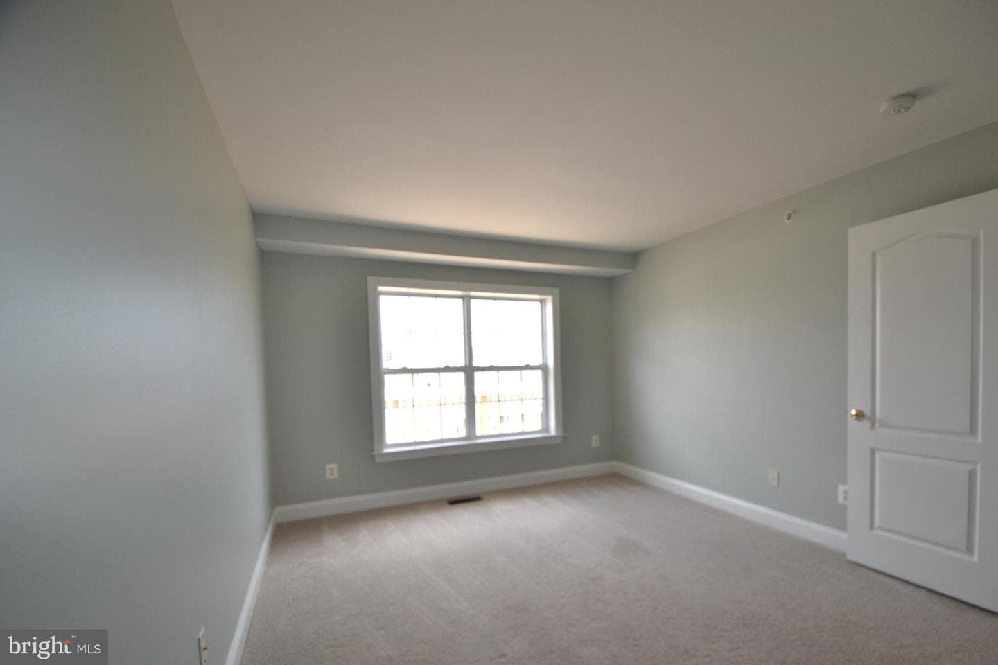14853 Cloverdale Road photo 35